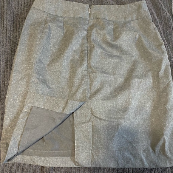 Banana Republic Skirt - Picture 4 of 4